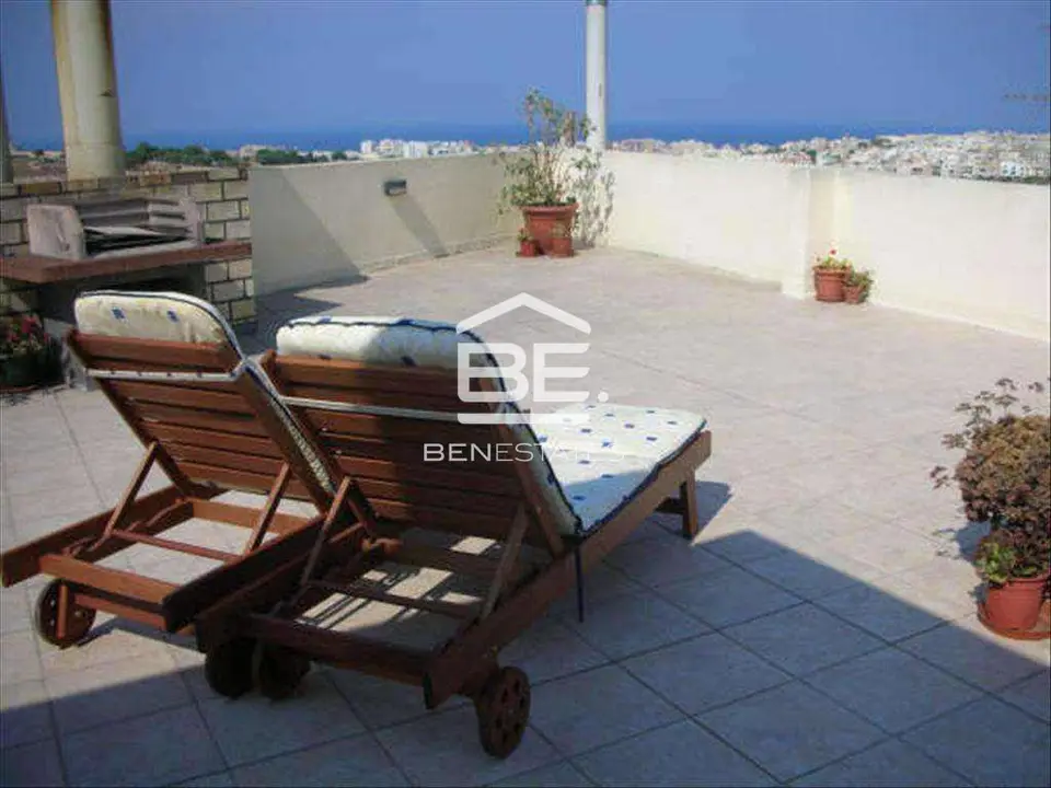 3 bedroom Penthouse to rent in San Gwann