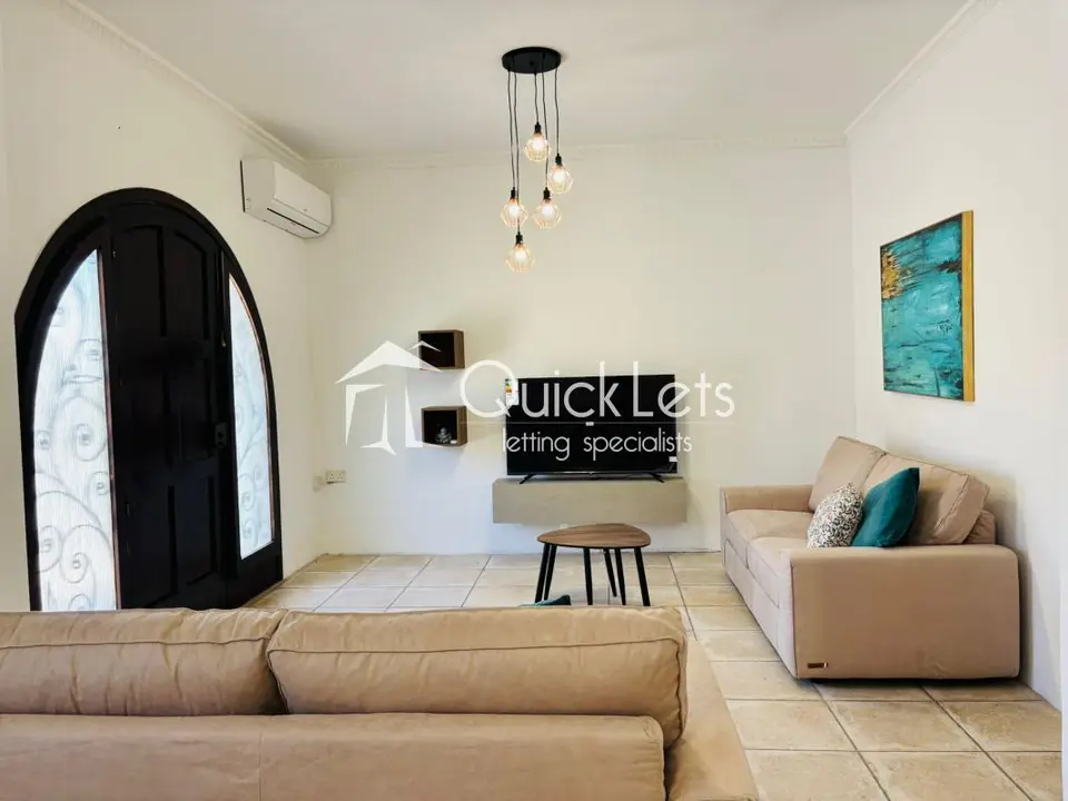 Bien immobilier 3 chambres à louer à Lija