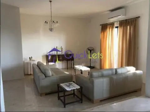 Villa 4 chambres à louer à Madliena