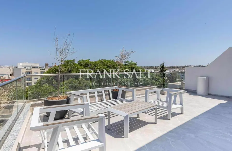 Attard, Furnished Penthouse