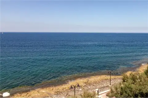 3 bedroom Apartment to rent in Sliema
