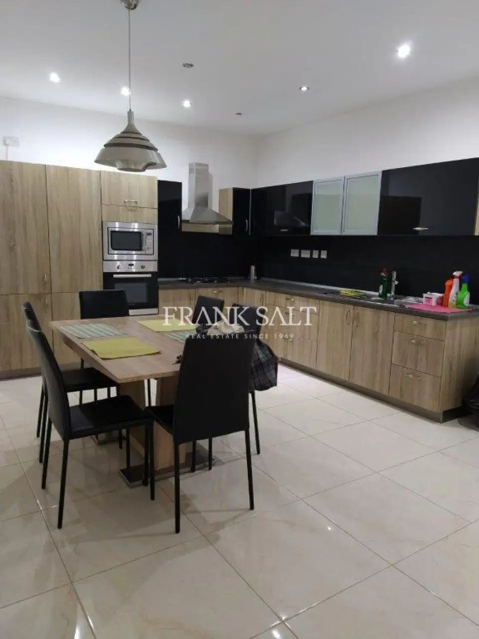 Attard, Furnished Apartment