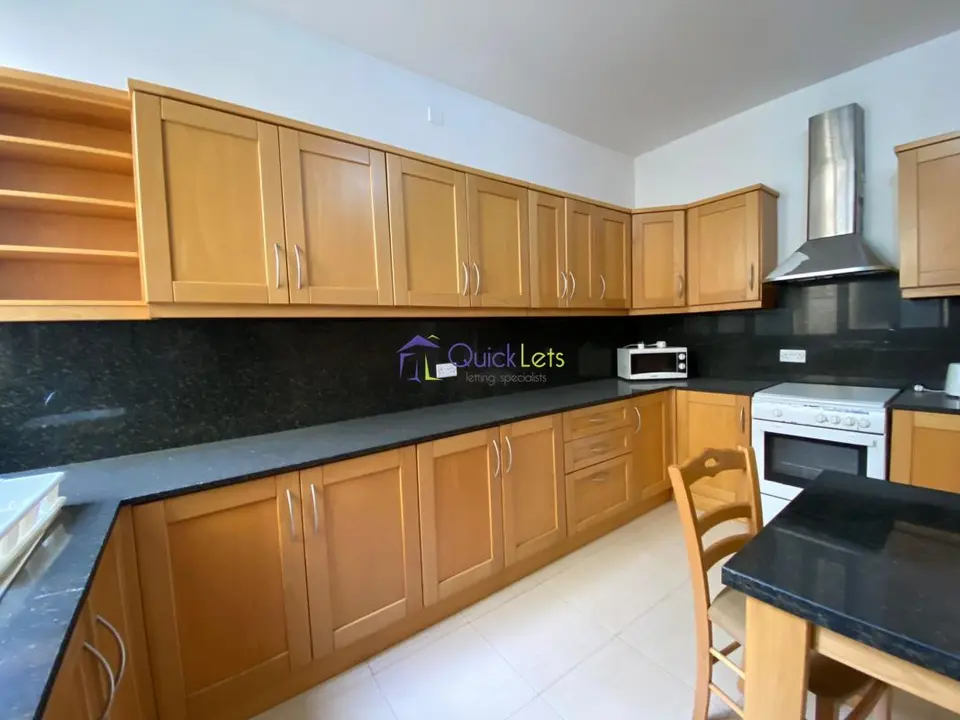 3 bedroom Apartment to rent in Qrendi