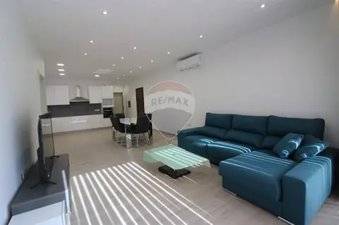 2 bedroom Apartment to rent in Marsascala