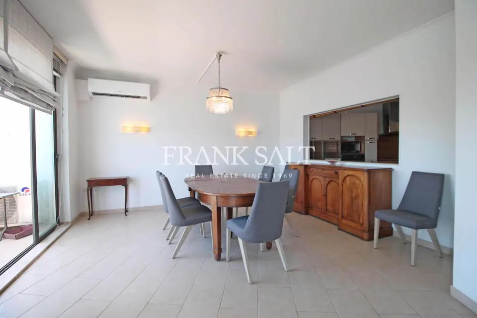 St Julians, Apartment