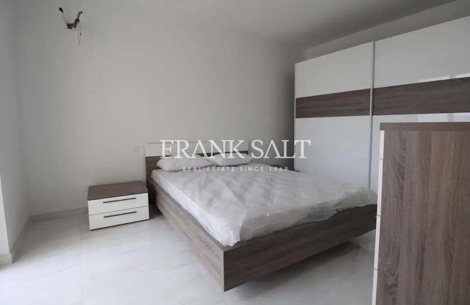 Mosta, Furnished Apartment
