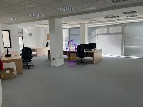 Office to rent in Pieta