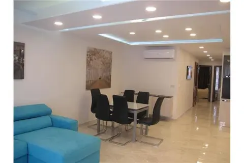 2 bedroom Apartment to rent in St Julian's