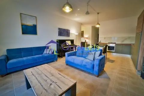 2 bedroom Maisonette to rent in Swieqi