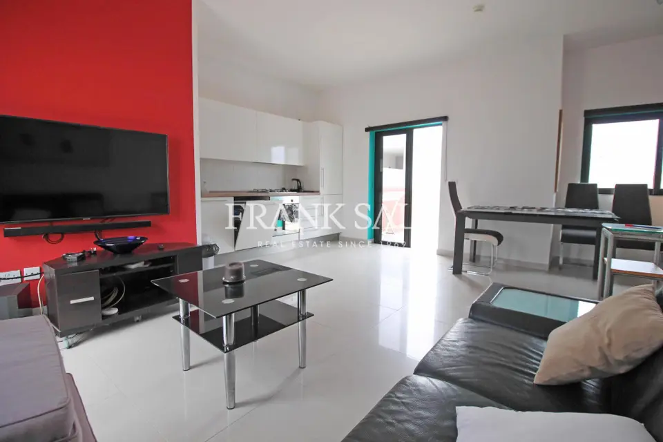 Sliema, Furnished Penthouse