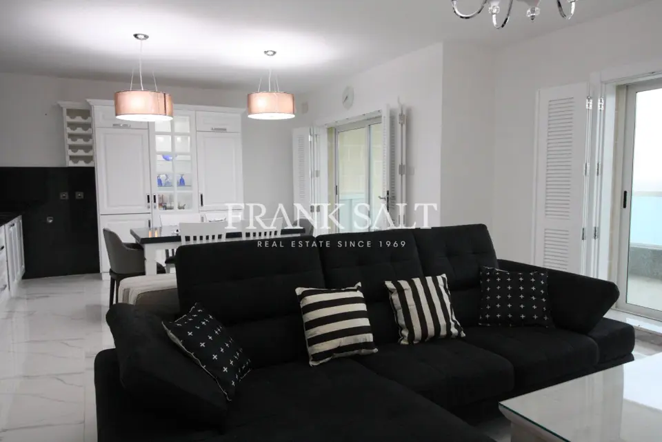 Qawra, Furnished Apartment