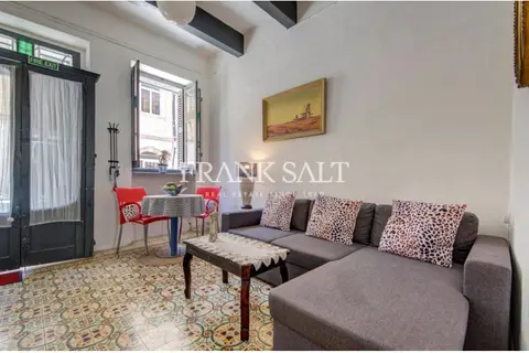 1 Bedroom Maisonette For Sale