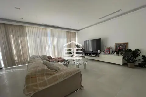 3 Bedroom Penthouse For Sale in Zurrieq
