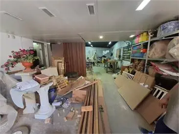 Warehouse For Sale in Hamrun