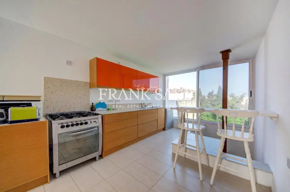 Kalkara, Converted Townhouse