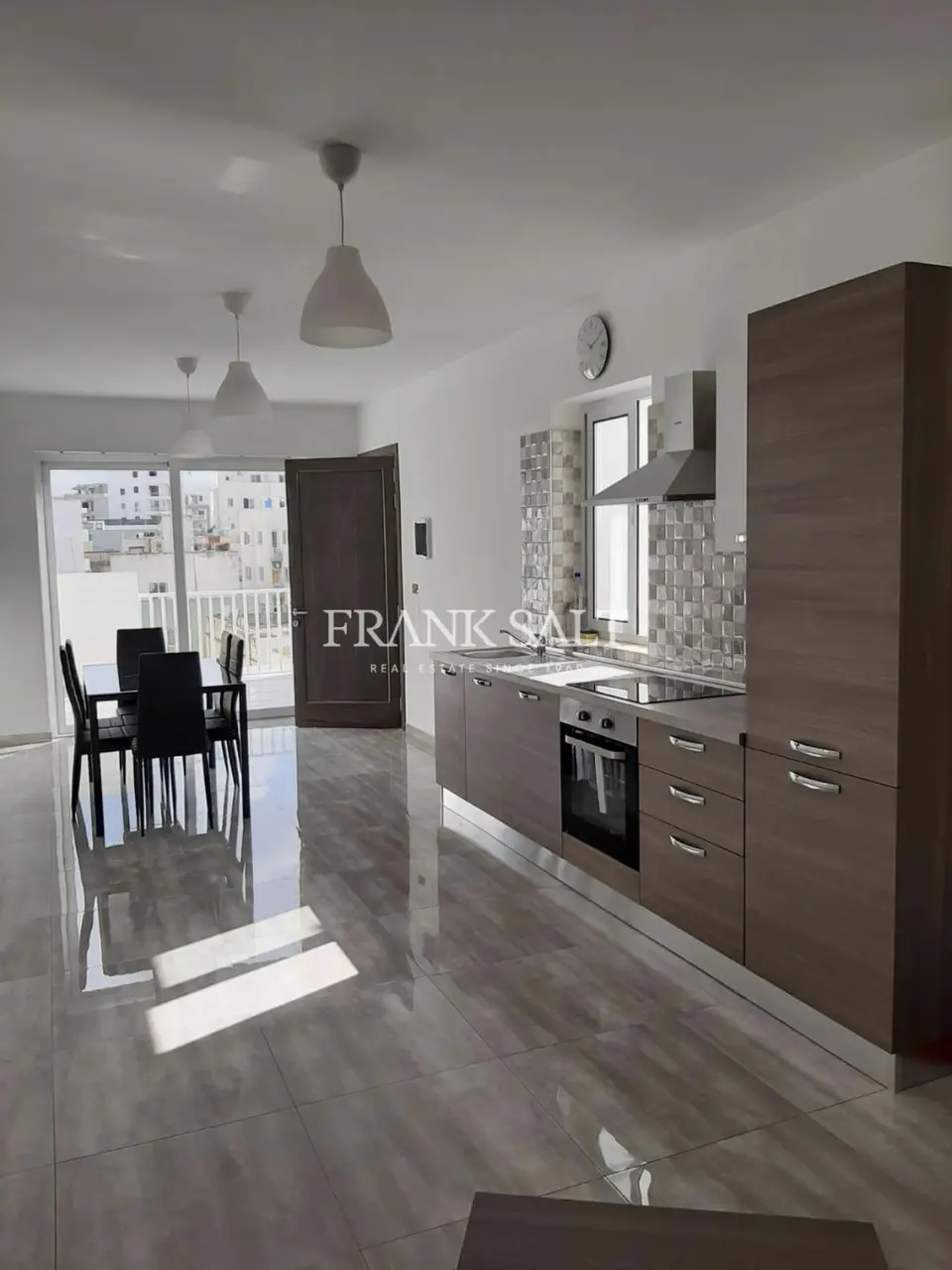 San Gwann, Penthouse
