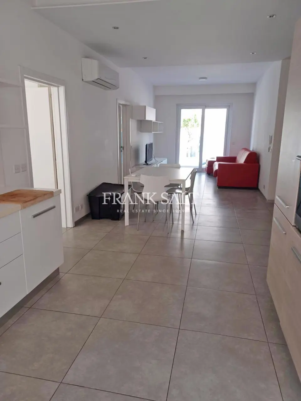 Naxxar, Furnished Maisonette