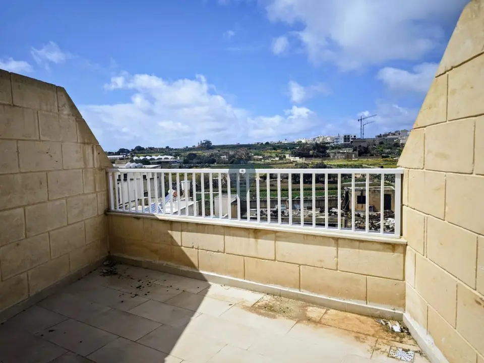 3 bedroom Penthouse for sale in Gozo - Ghajnsielem