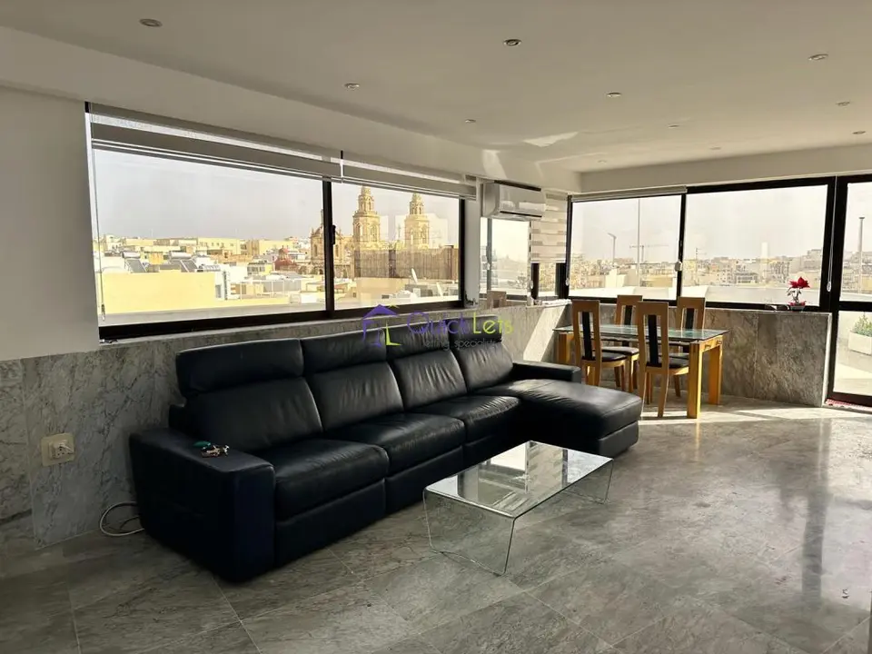 1 bedroom Penthouse to rent in Sliema