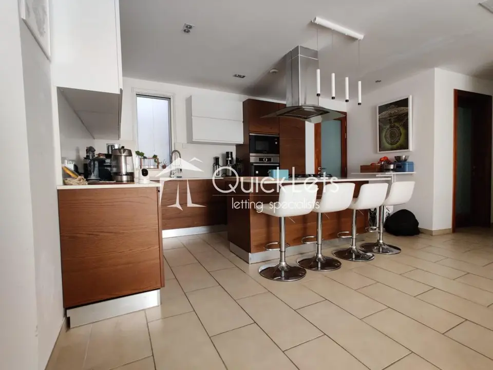 3 bedroom Apartment to rent in Gharghur