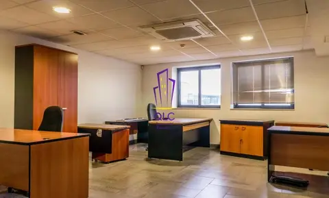 Office to rent in Qormi
