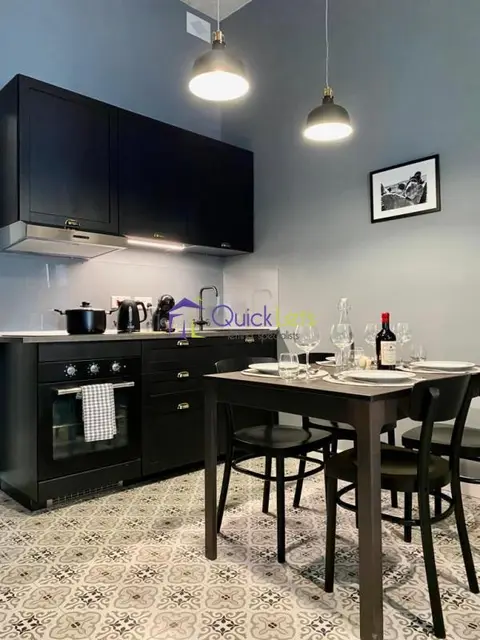 2 bedroom Maisonette to rent in Sliema