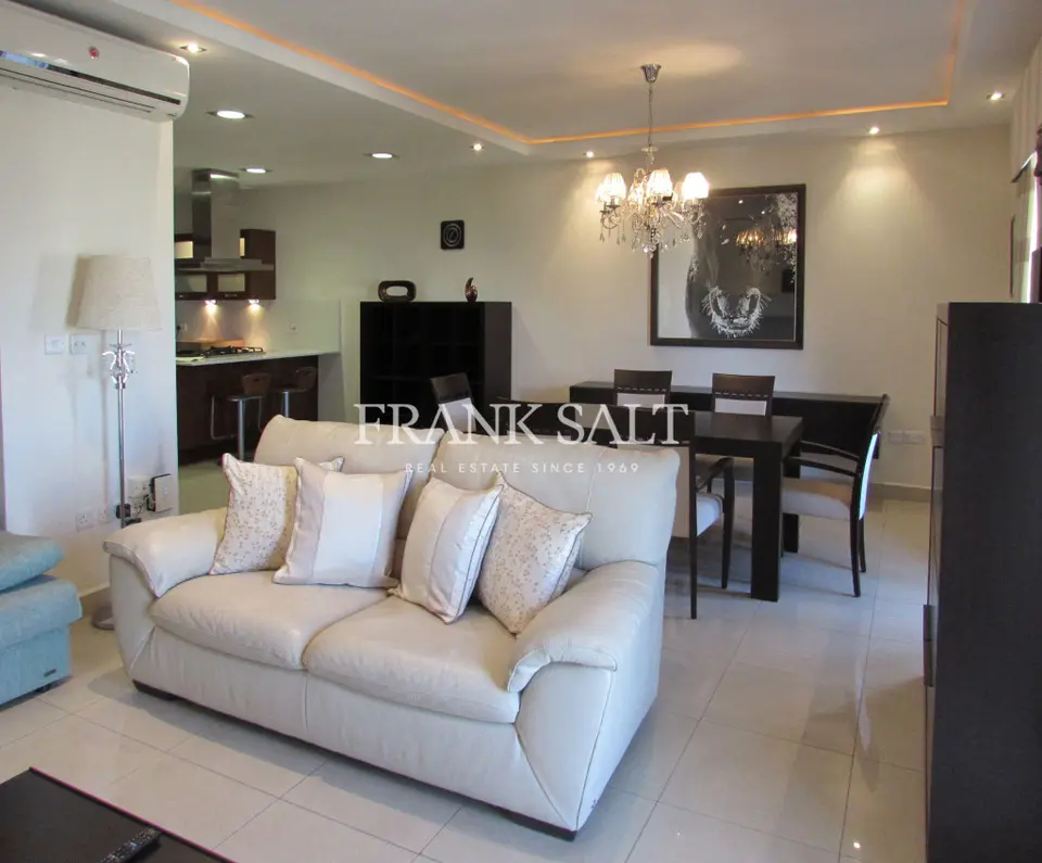 Naxxar, Furnished Apartment