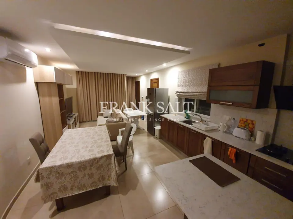 Luqa, Furnished Penthouse
