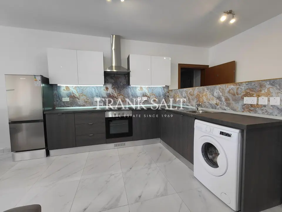 Qawra Furnished Apartment