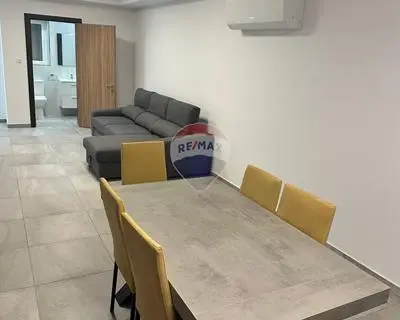4 bedroom Maisonette to rent in Msida