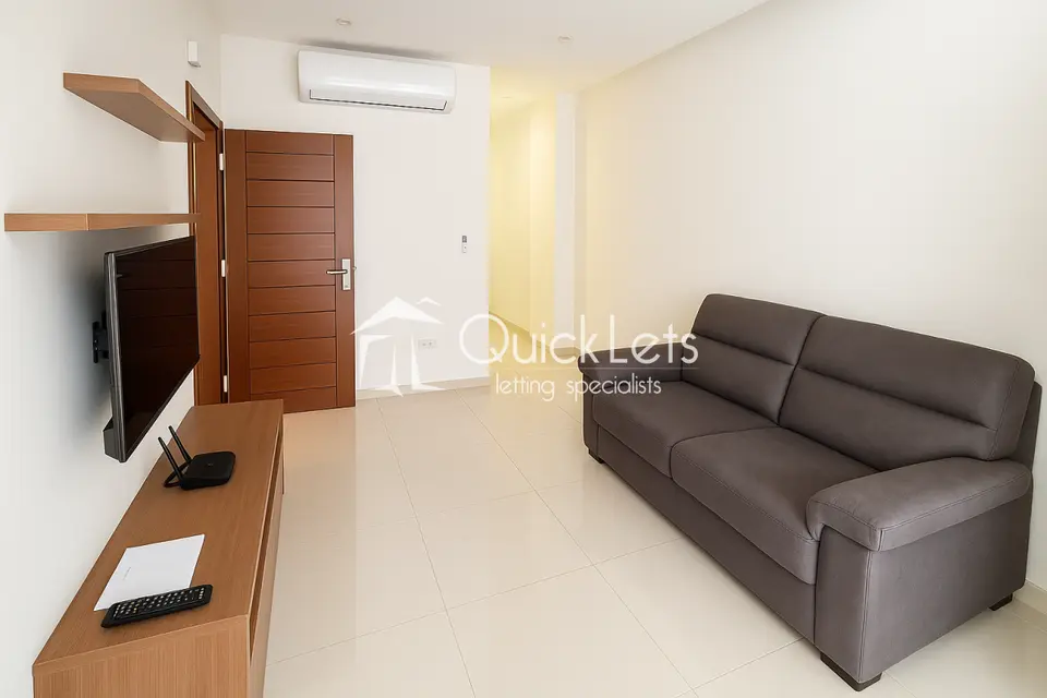 2 bedroom Apartment to rent in Sliema
