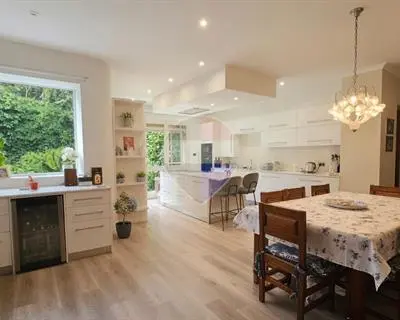 4 bedroom Villa Semi-detached for sale in Madliena
