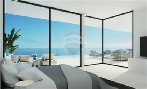 2 bedroom Penthouse Duplex for sale in St Paul's Bay