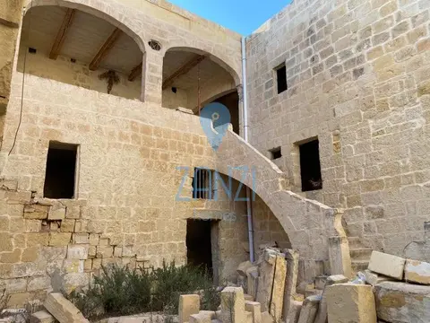 16 bedroom Palace/Castle/Manor for sale in Zebbug