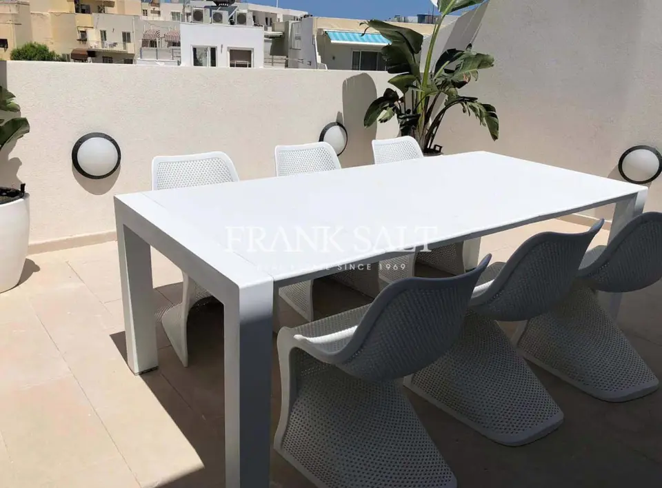 Swieqi, Furnished Penthouse