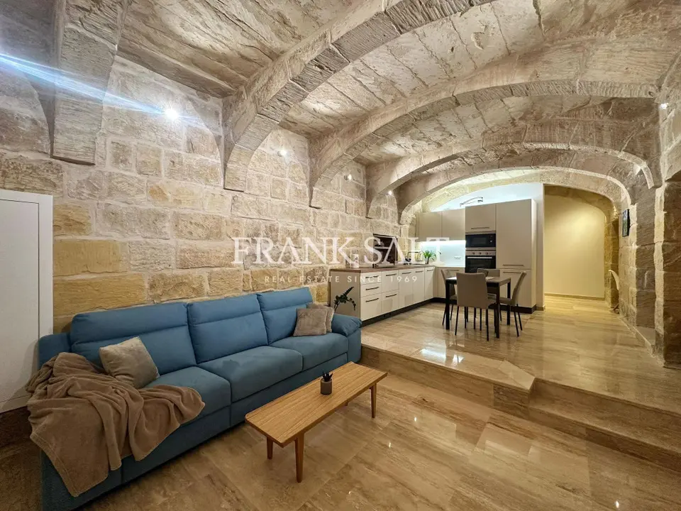 Zejtun, Furnished, Maisonette