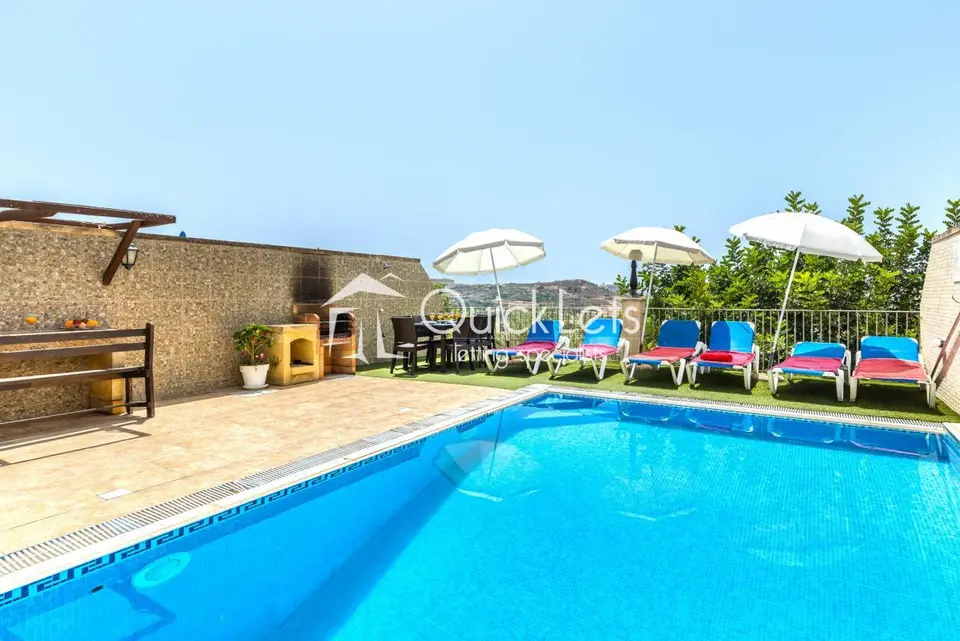 4 bedroom Farmhouse to rent in Gozo - Xaghra