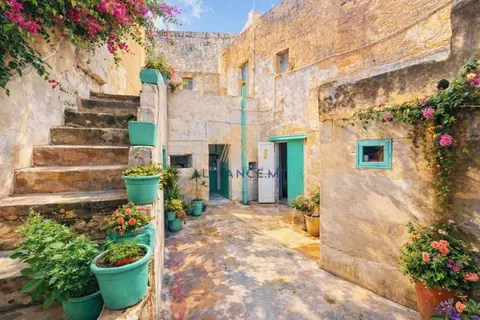 2 Bedroom House of Character For Sale in Zurrieq