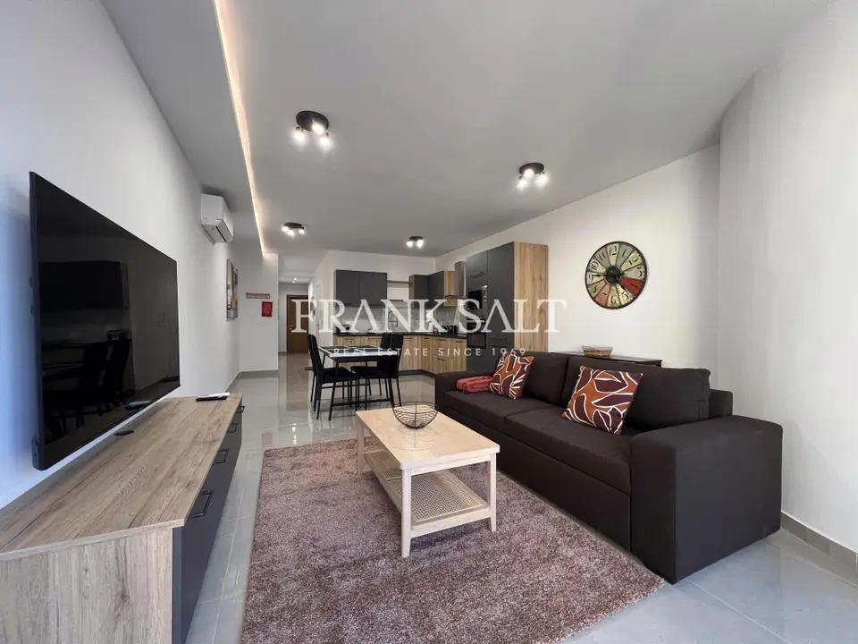 Gzira Furnished Apartment