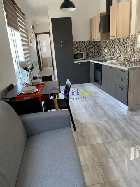 Appartement 2 chambres à louer à Kalkara