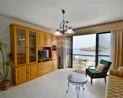 2 bedroom Apartment to rent in Marsascala
