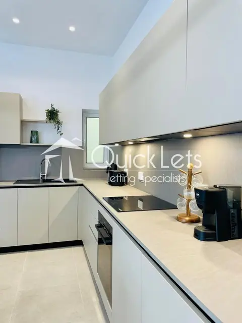 2 bedroom Apartment to rent in Gzira
