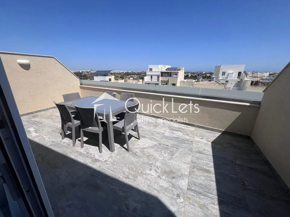 3 bedroom Penthouse to rent in Zurrieq