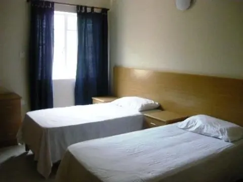 4 bedroom Apartment to rent in Ta' Xbiex