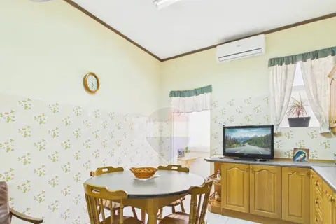 3 Bedroom Apartment For Sale in Floriana