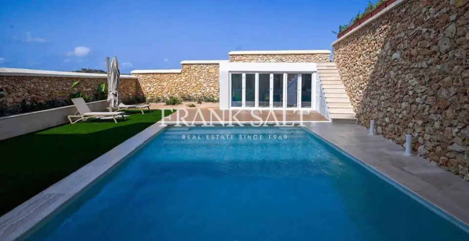 Gharb Furnished Semi-detached Villa
