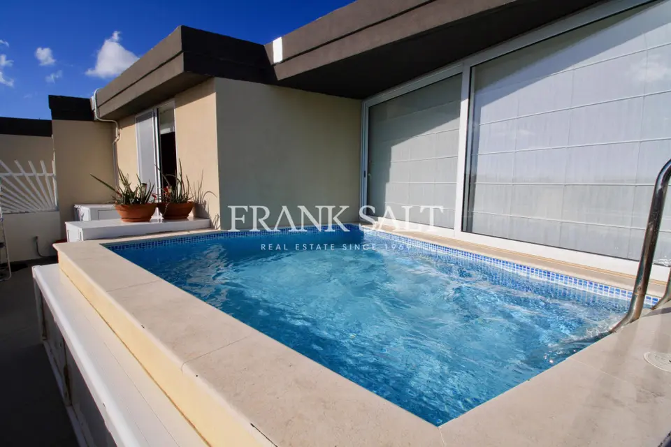 Msida, Furnished Penthouse