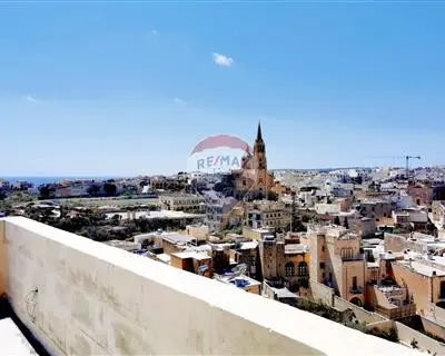 2 bedroom Penthouse for sale in Gozo - Ghajnsielem