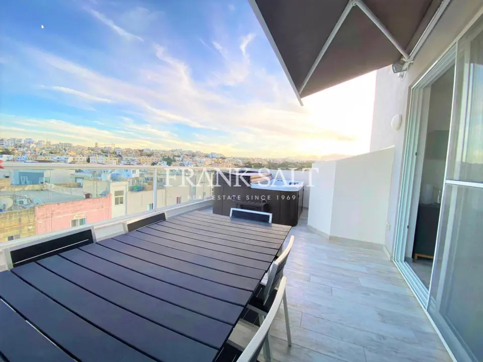 Swieqi, Furnished Penthouse