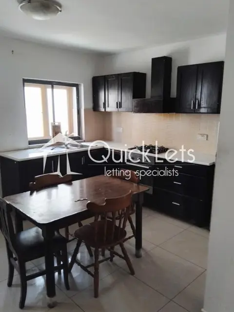 3 bedroom Maisonette to rent in Qormi